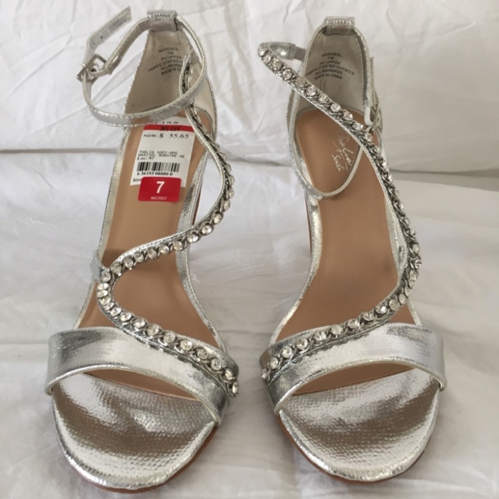 BNWB Silver Sexy Heel